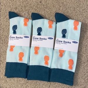 OLD NAVY crew socks